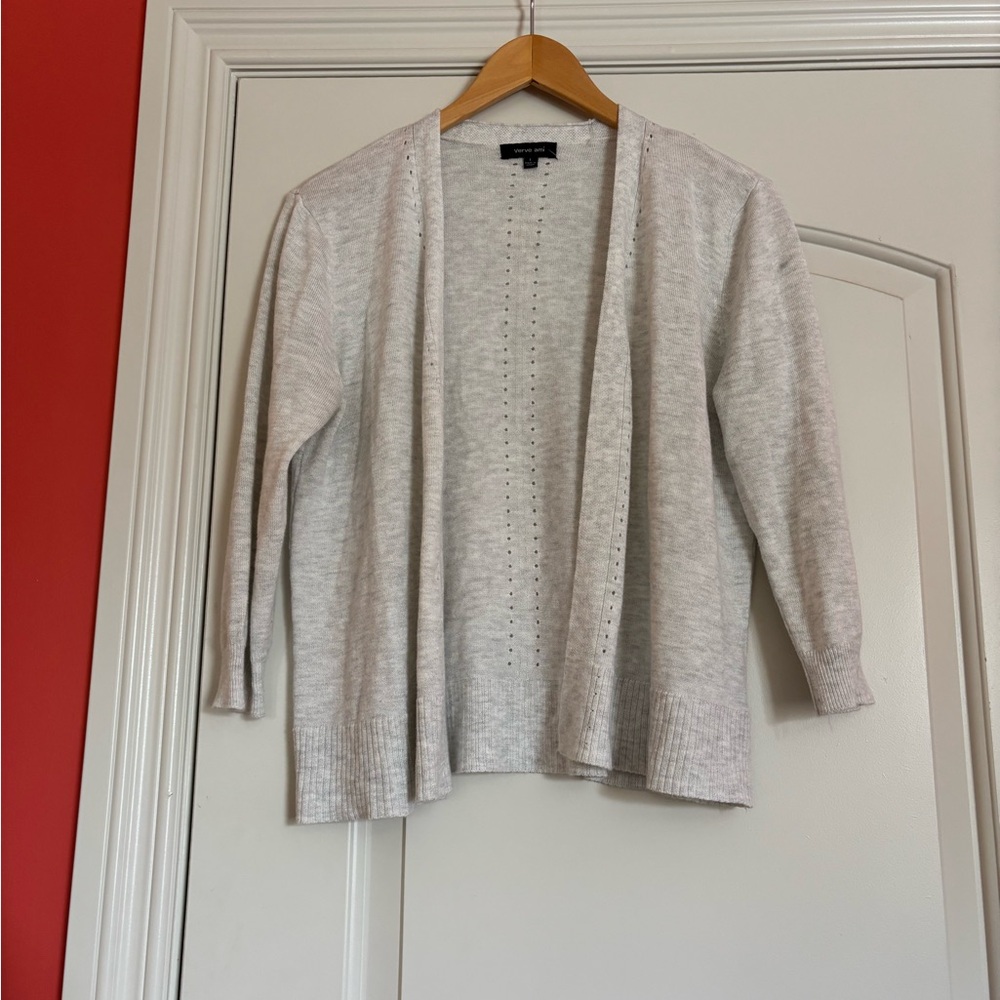 VERVE AMI Women's Soft Gray Open-Front Sweater with Back Design. Size Large
